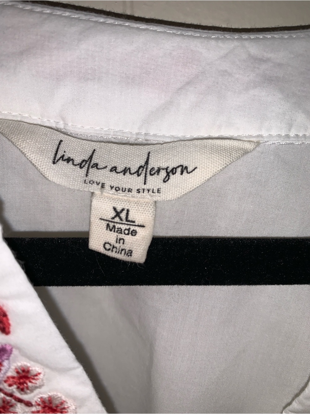 White Embroidered Bubble-Sleeve Blouse with Pink Trim - Picture 4 of 6